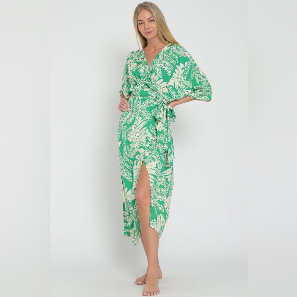 Aakaa Kimono Sleeve Wrap Midi Dress Size M Medium Green Floral Tropical NWT